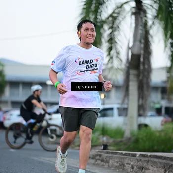Runner Photo 7902566