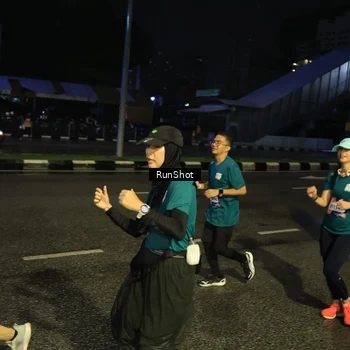 Runner Photo 7902570