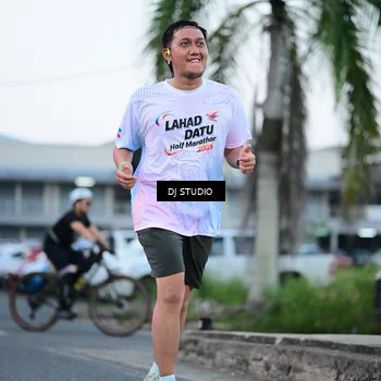 Runner Photo 7902572