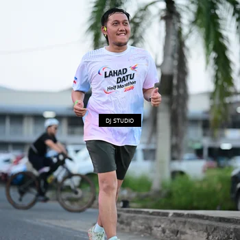 Runner Photo 7902573