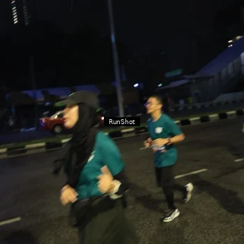 Runner Photo 7902578