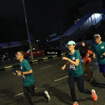 Runner Photo 7902594