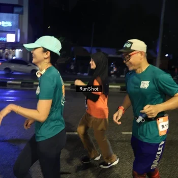 Runner Photo 7902628