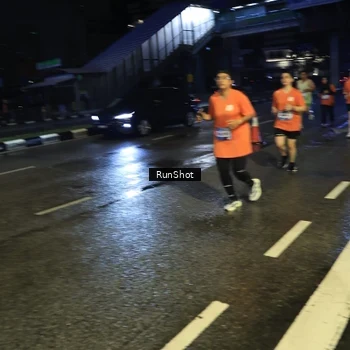Runner Photo 7902642