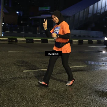 Runner Photo 7902645