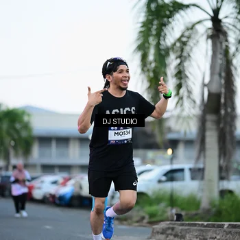 Runner Photo 7902648