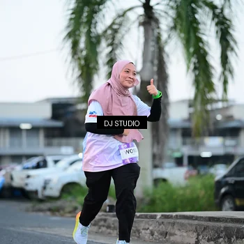 Runner Photo 7902658