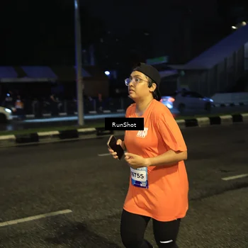 Runner Photo 7902668