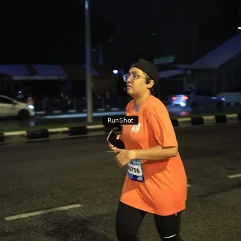 Runner Photo 7902669