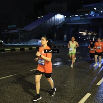 Runner Photo 7902690