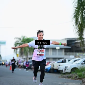 Runner Photo 7902725