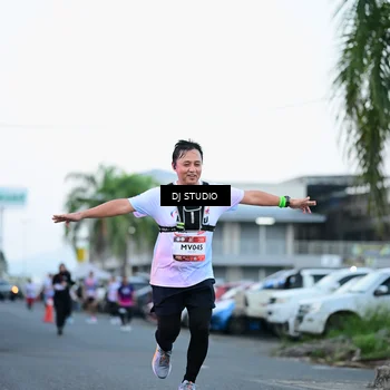 Runner Photo 7902731