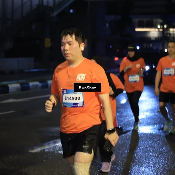 Runner Photo 7902735