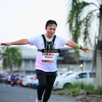 Runner Photo 7902749