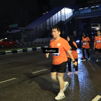Runner Photo 7902756