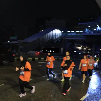 Runner Photo 7902772