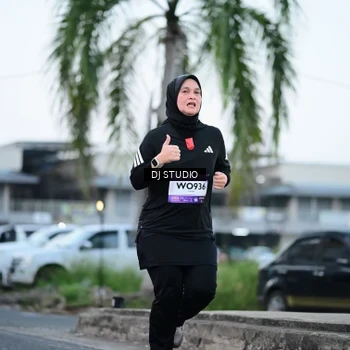Runner Photo 7902776