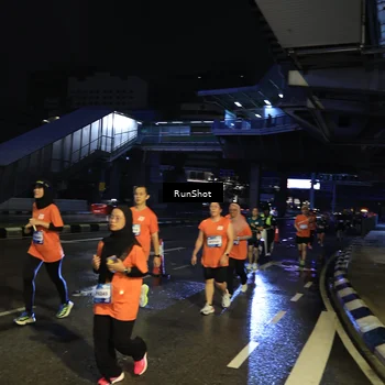 Runner Photo 7902788