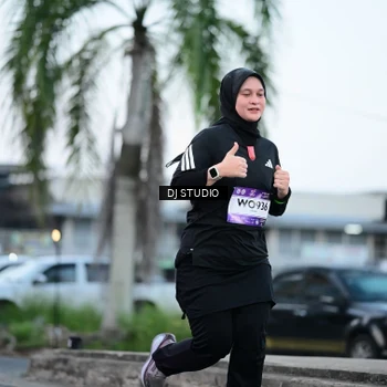 Runner Photo 7902796