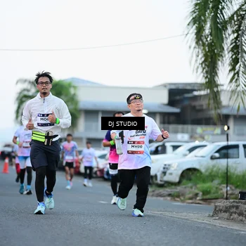 Runner Photo 7902799