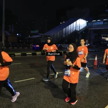Runner Photo 7902804