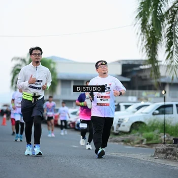Runner Photo 7902807