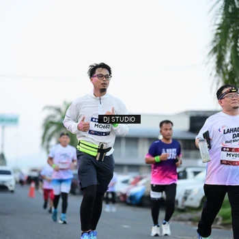 Runner Photo 7902814