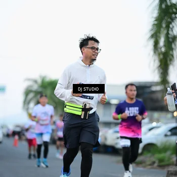 Runner Photo 7902816