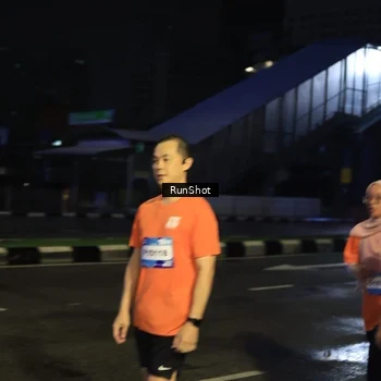 Runner Photo 7902821