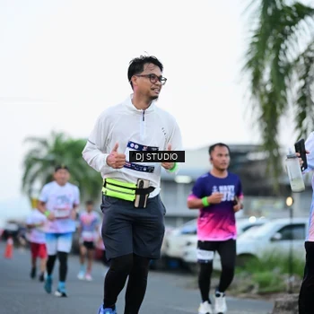 Runner Photo 7902824