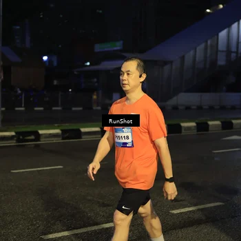 Runner Photo 7902828