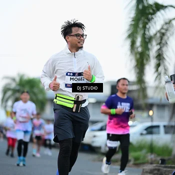Runner Photo 7902834