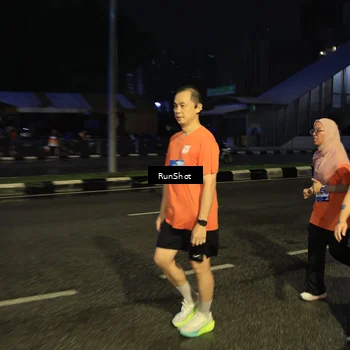 Runner Photo 7902837