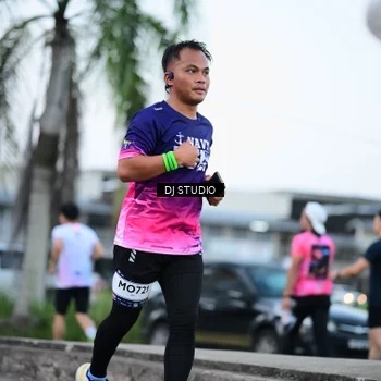Runner Photo 7902844