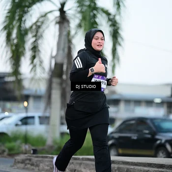 Runner Photo 7902847