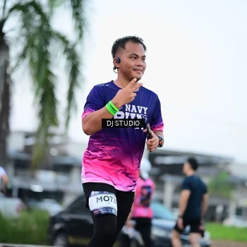 Runner Photo 7902851