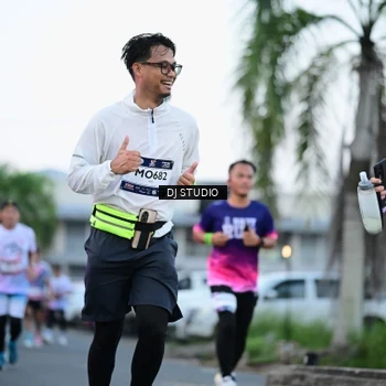 Runner Photo 7902856