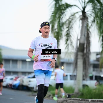 Runner Photo 7902864