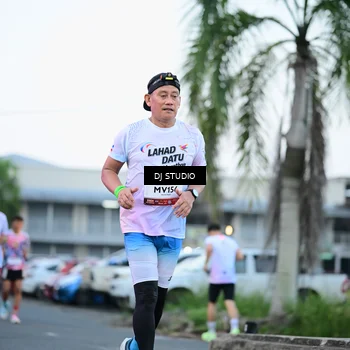 Runner Photo 7902865