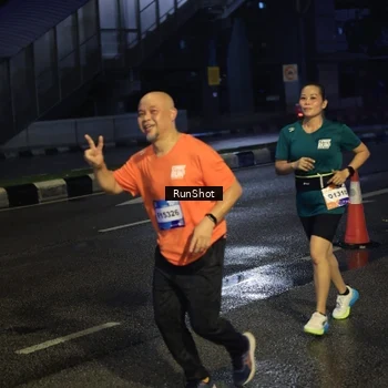 Runner Photo 7902869