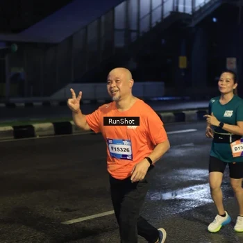 Runner Photo 7902873