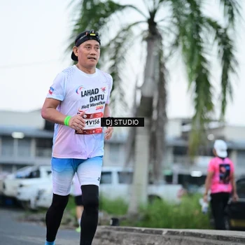 Runner Photo 7902874