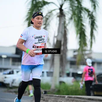 Runner Photo 7902882