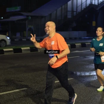 Runner Photo 7902889