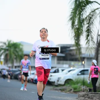 Runner Photo 7902891
