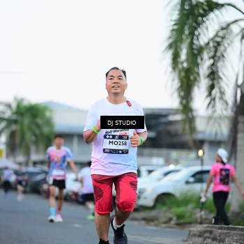 Runner Photo 7902898