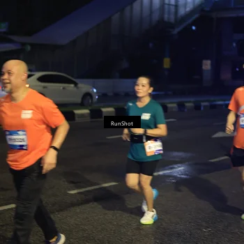 Runner Photo 7902901