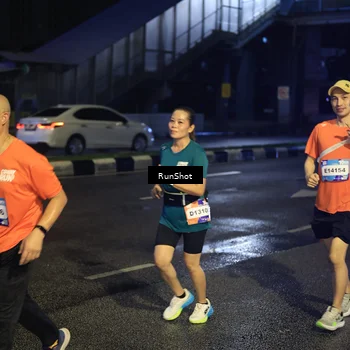 Runner Photo 7902911