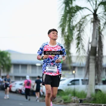 Runner Photo 7902912