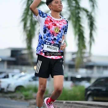 Runner Photo 7902918